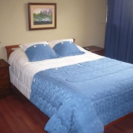 Hostal Tutamanda 2 Quito Ngoại thất bức ảnh