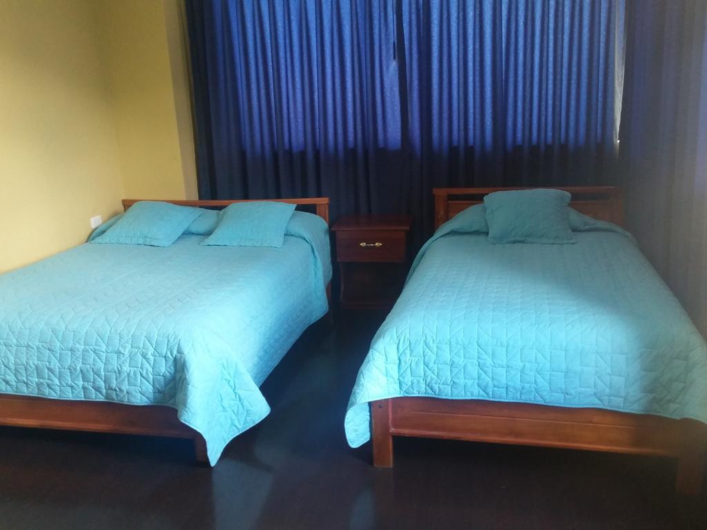 Hostal Tutamanda 2 Quito Ngoại thất bức ảnh